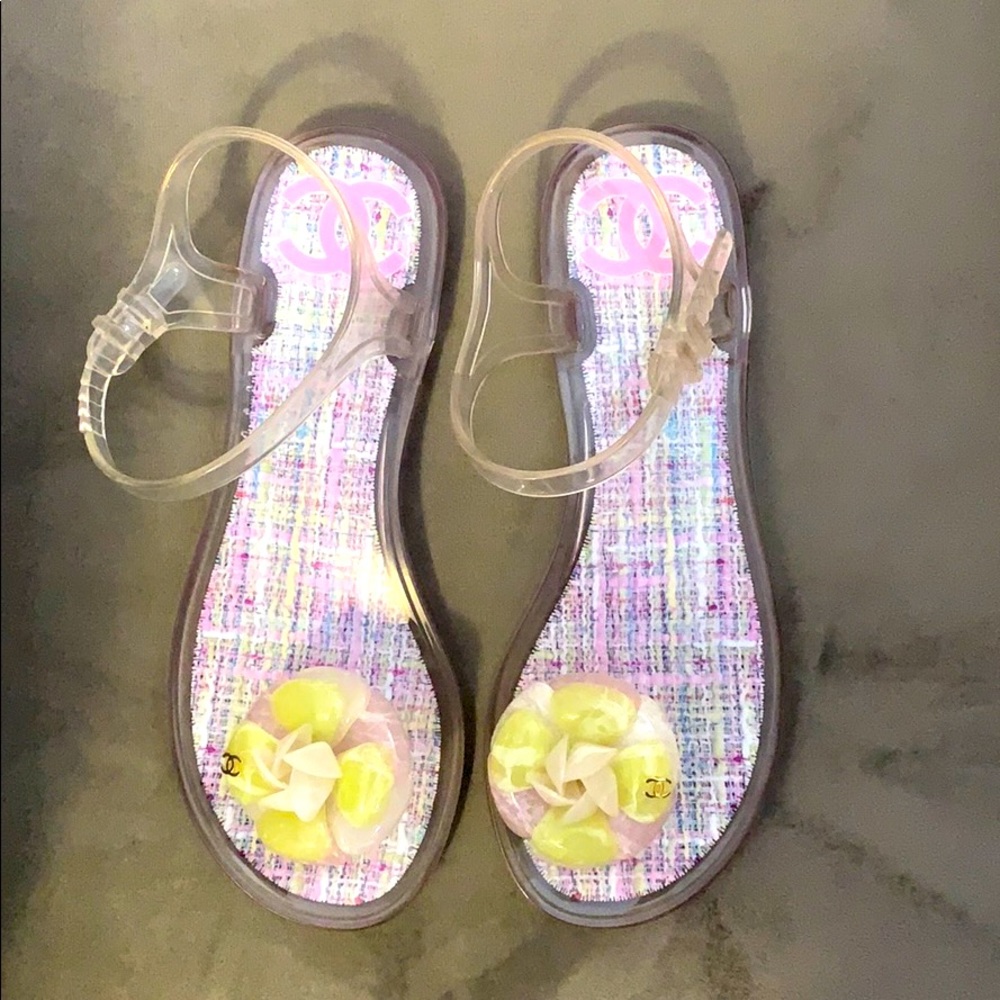 CHANEL CAMELLIA CC LOGO FLOWER Flat